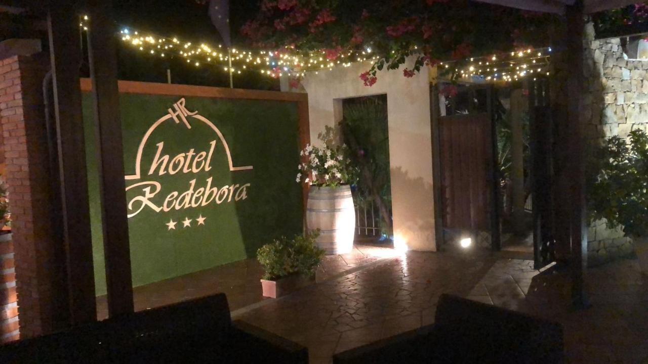 Hotel Redebora Torregrotta Esterno foto