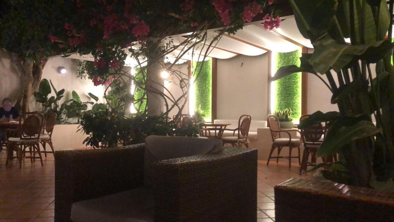 Hotel Redebora Torregrotta Esterno foto