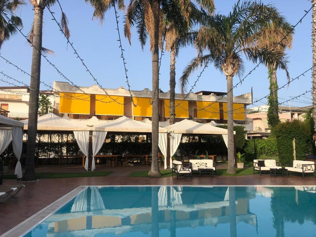 Hotel Redebora Torregrotta Esterno foto