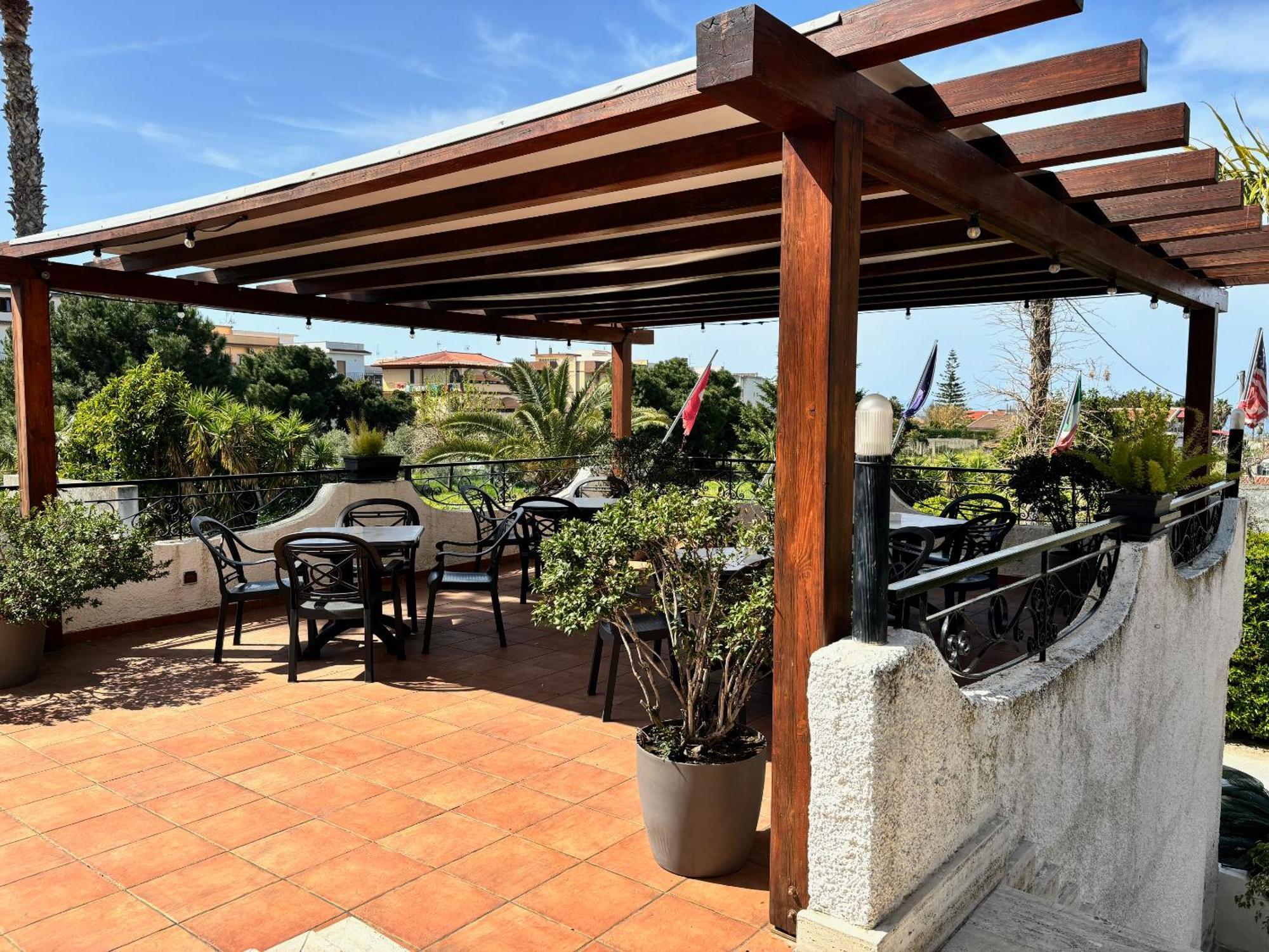 Hotel Redebora Torregrotta Esterno foto