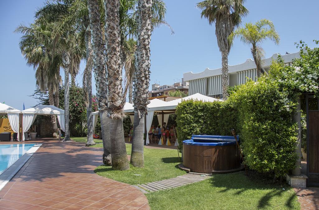 Hotel Redebora Torregrotta Esterno foto